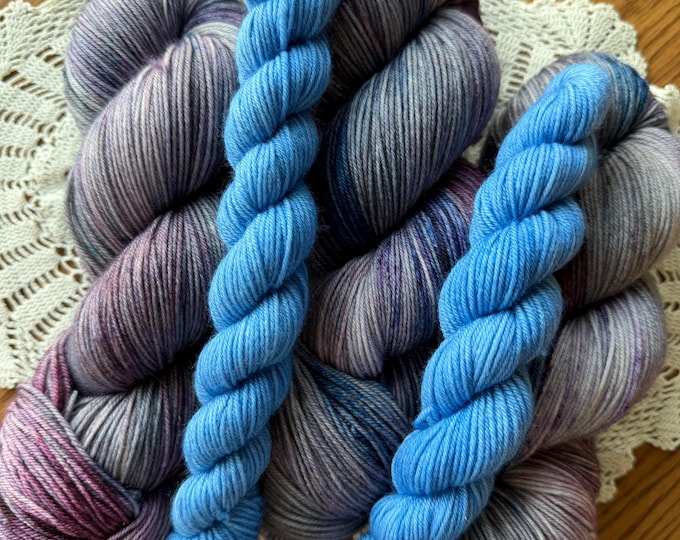 My Photographer - November Lapis Lazuli Yarn Society