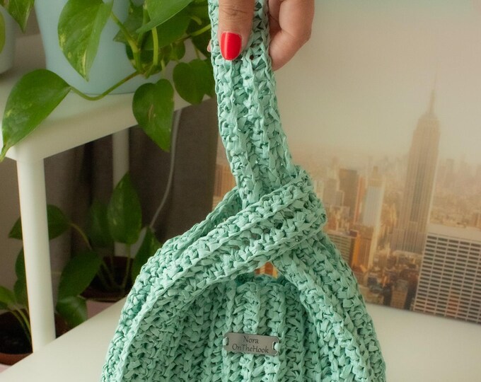 Sienna Raffia Wristlet Bag