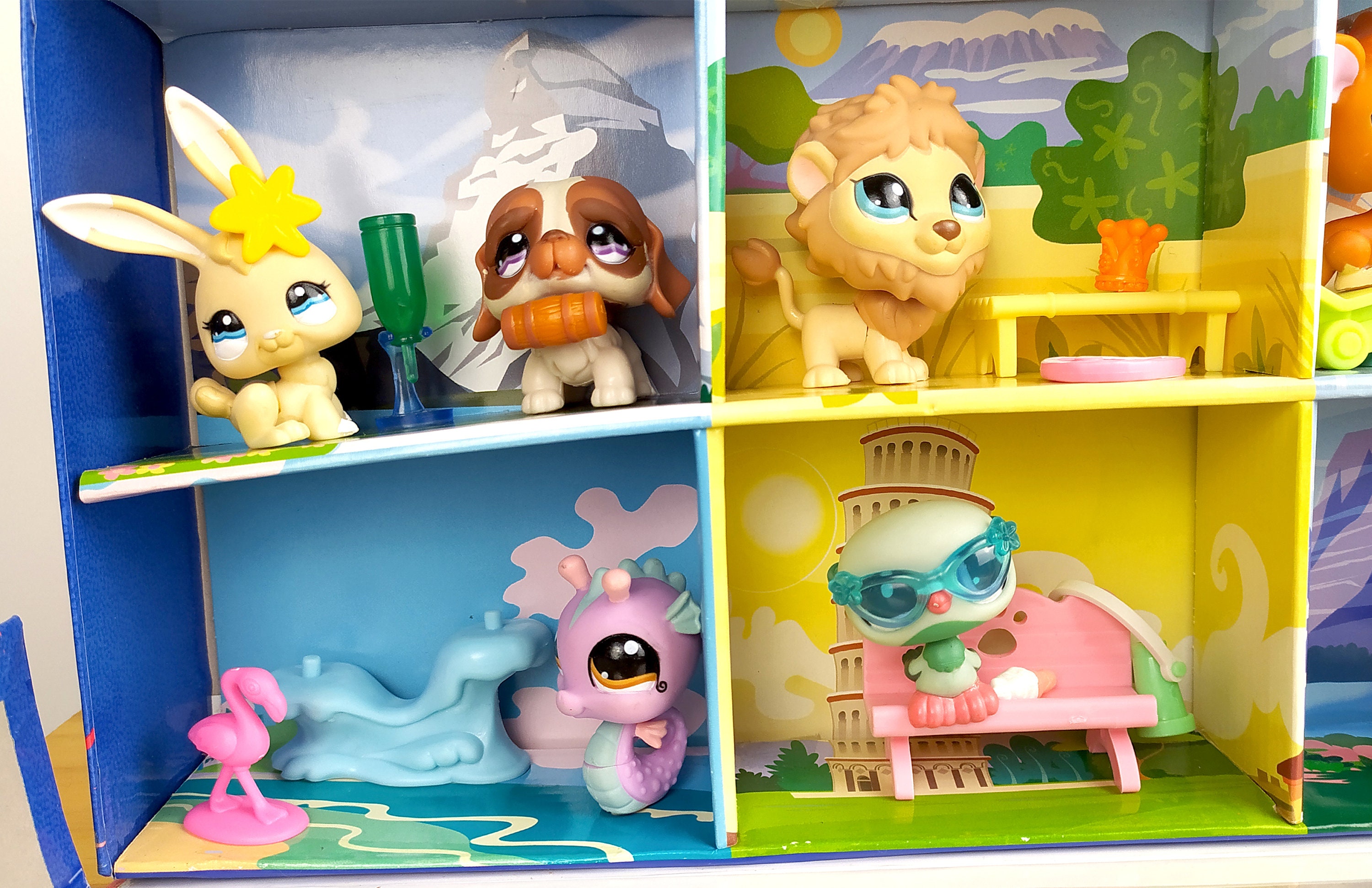 Hasbro Littlest Pet Shop Pets Around The World  