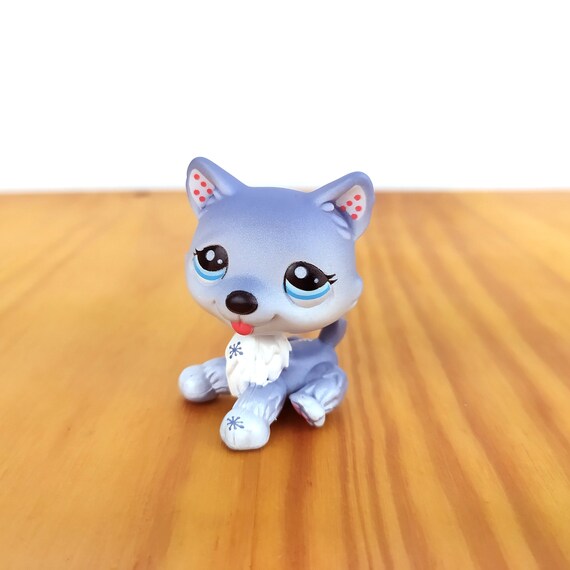 Littlest Pet Shop Dog Husky Blythe Pet 1617 and Free Accessory Lps Authentic 