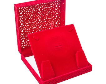 Filigree Necklace Gift Box: Red Velvet Floral Jewelry Storage