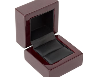 Glossy Rosewood Ring Box: Elegant Jewelry Storage