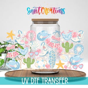 Pastell Strand Cowgirl wickeln | Bikini, Muscheln & Kaktus Becher Aufkleber | Seestern-Hüte und Western-Cup-Design | UV DTF Sommer Aufkleber | DTF260