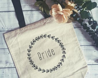 Bridal tote bag | bride tote | bride bag | bridesmaid bags | bachelorette bags | custom bachelorette | maid of honor | bridal party bags