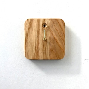 Recycled Oak Wood Key Hanger: Single Wall Hook, Entryway Organizer