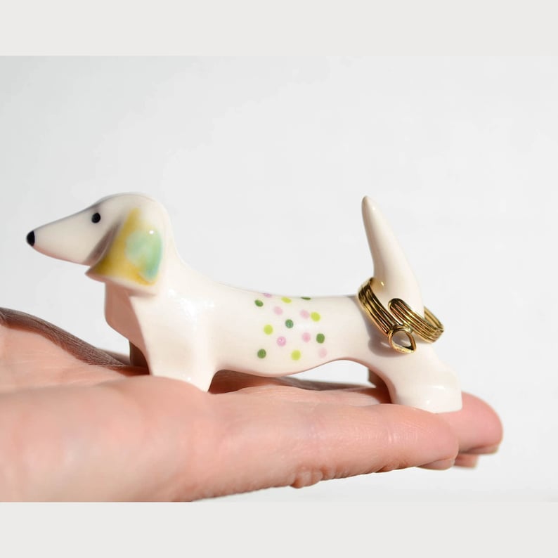 Dachshund Ring Holder Porcelain, Desk Pet, Doxie, sausage wiener, Dog Ring Holder, Dog Lover Gift, jewelry display