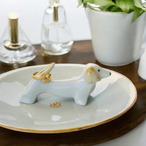 Dachshund Dog Ring Holder, Unique Ring Holder for Ring Display, Porcelain, Jewelry Holder, dog Decor,Gift for Her, Gift for Him,Home Decor