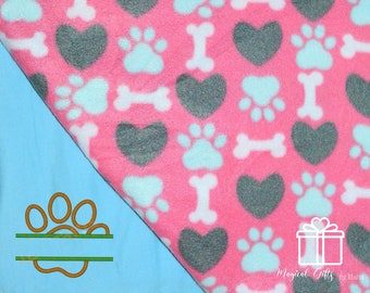 Dog Blanket, Dog Paw, Fleece, Embroidered Blanket, Handmade, Personalized, Gift, Handmade, Custom made, Made to Order