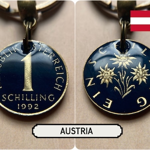 Old Austrian Coin Keyring / Austria Schilling / Painted Coin Keyring / Edelweiss Flower / Austria / Antique Coin / 1962 1983
