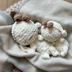 Baby Bunny Boo crochet pattern / Crochet pattern Mini Bunny in one piece, Amigurumi * German + English * pdf ©