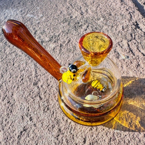 Honey Jar shape hand pipe with Bees