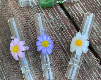 3 Inches flowers and Four Clover Glass Tobacco One Hitter/Chillum