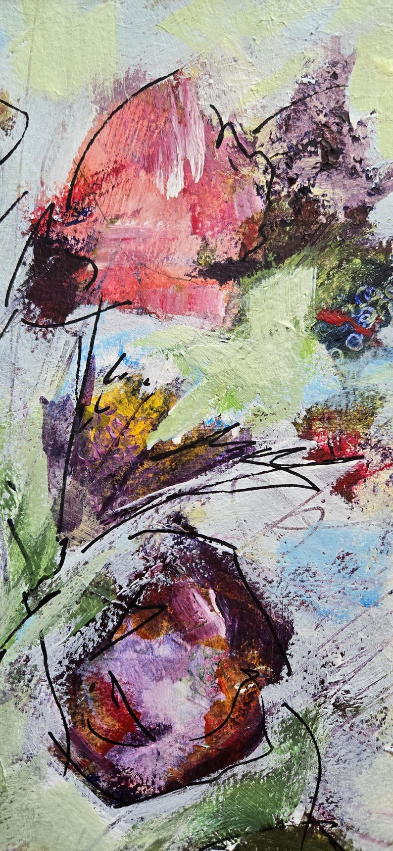 Pu&ograve; includere: Un dipinto astratto caratterizzato da spessi strati materici di pittura a olio nei toni del rosa, viola intenso, verde lime e giallo. Sottili e audaci linee di inchiostro nero sono sovrapposte al colore, creando forme organiche e segni.