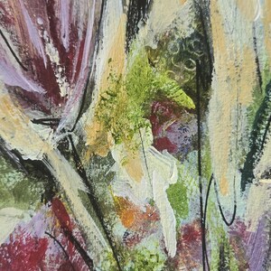 Pode incluir: Uma pintura abstrata com pinceladas em camadas em tons de creme, verde s&aacute;lvia, bord&ocirc; profundo e preto. A composi&ccedil;&atilde;o exibe uma aplica&ccedil;&atilde;o de tinta texturizada com linhas verticais vis&iacute;veis e formas org&acirc;nicas que criam uma sensa&ccedil;&atilde;o de profundidade.