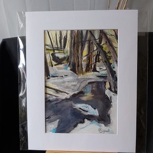 Puede incluir: Una pintura de acuarela de una escena de bosque nevado con un arroyo que lo atraviesa. Los &aacute;rboles est&aacute;n desnudos y el suelo est&aacute; cubierto de nieve. La firma del artista, "Bignell", est&aacute; en la esquina inferior derecha.