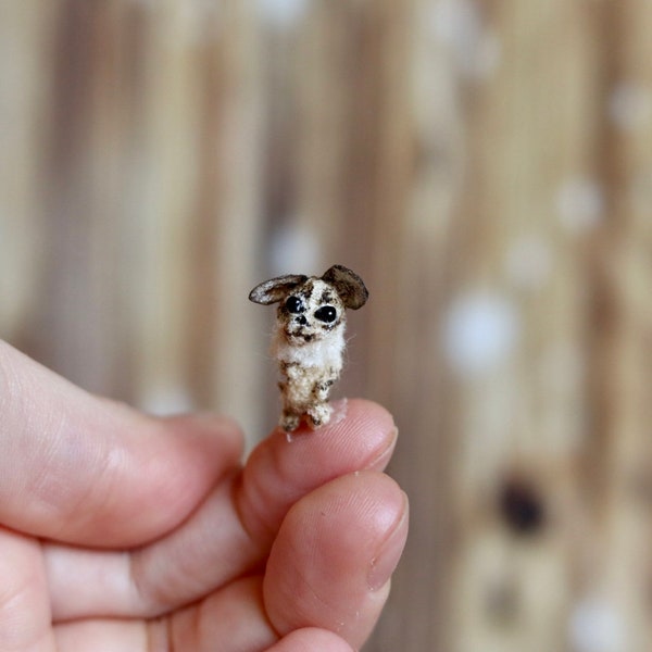 Miniature crochet Chihuahua Gift Micro dog 0.71" Miniature Chihuahua Figurine Tiny Crochet Animal Custom Chihuahua Dog Toy Dollhouse Pet