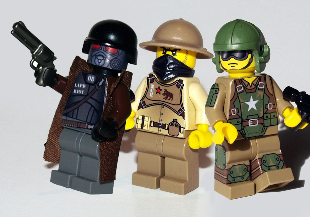Post-apoc Desert Ranger Custom Construction Toy Figures - Etsy