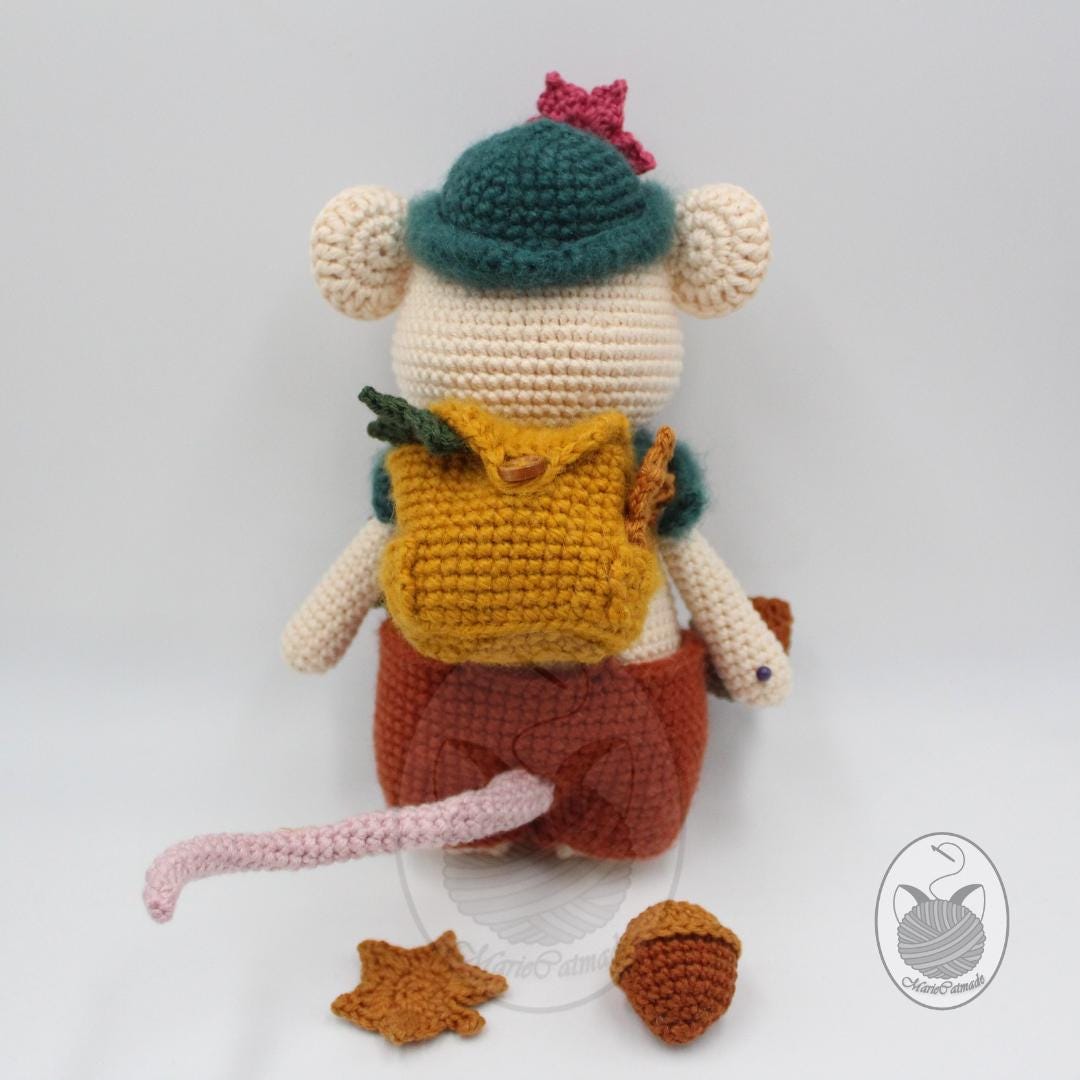 Mathias Mouse Mathias the Mouse | Amigurumi Crochet Pattern | Autumn, Fall, Seasonal ...