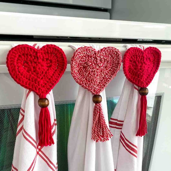 Heart Kitchen Towel Topper Crochet Pattern | Crochet Dish Towel Hanger Heart | Crochet Pattern download