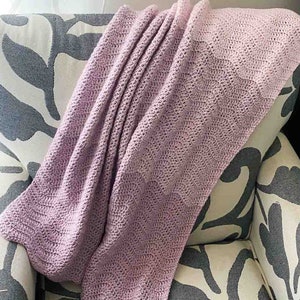 Enkelt virkmönster för babyfilt med krusningar (PDF-nedladdning)