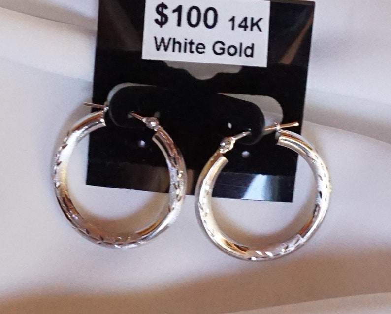 14K White Gold Earrings 1.8G