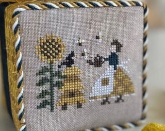 2023 Nashville Needlework Market ~ Heart in Hand Designs A Honey of a Frill Cross Stitch Pattern