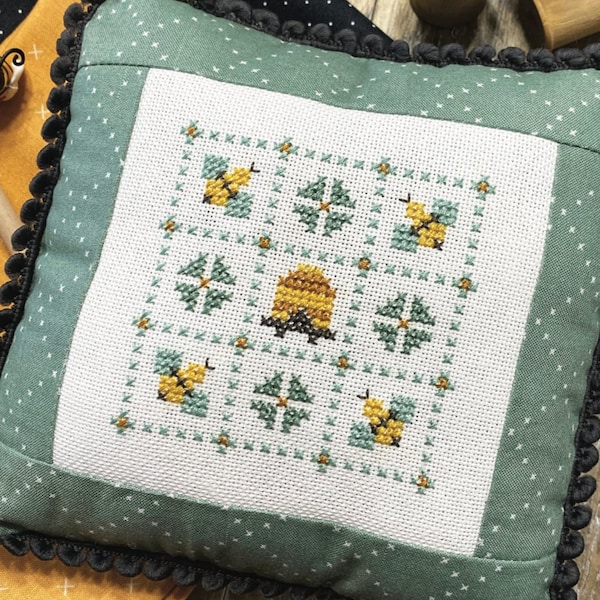 Primrose Cottage Stitches AUGUST NINE PATCH Cross Stitch Pattern ~  New Cross Stitch