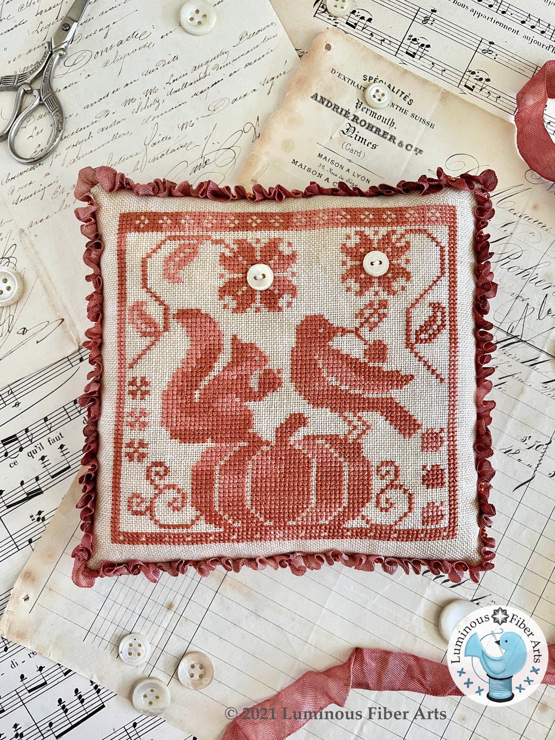 Luminous Fiber Arts GATHERING ACORNS Cross Stitch Pattern ~ - Etsy
