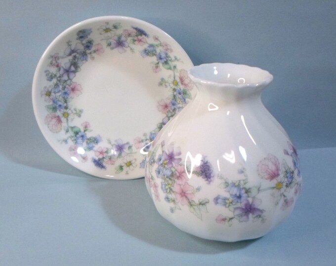 Vintage WEDGWOOD Bud VASE & Pin TRAY Angela Pattern Pastel Flowers Bone