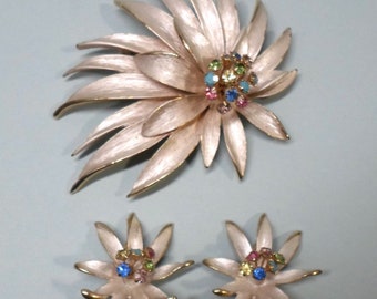 Vintage PIN & EARRINGS SET Modern Flowers w/ Rhinestones Centers Champagne Finish