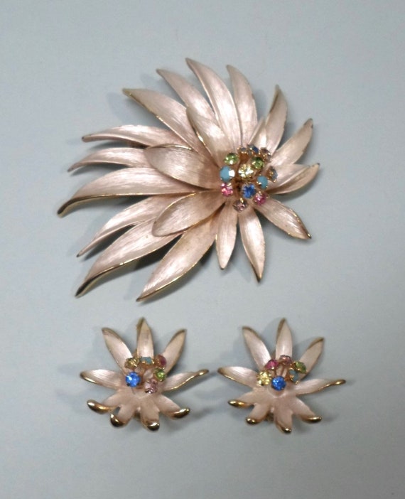Vintage PIN & EARRINGS SET Modern Flowers w/ Rhin… - image 1