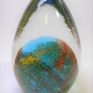 Vintage ART GLASS Egg PAPERWEIGHT - Colorful Swirl Design 4&quot; Tall Unmarked
