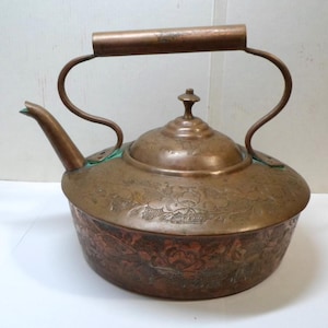 Antique COPPER TEA POT / Kettle Chased Floral Designs Made in China 7&quot; Tall