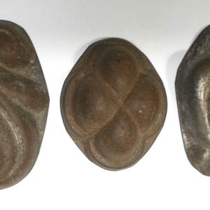 3 Antique Tin CHOCOLATE / CANDY MOLDS One Sided S Scroll, Quatrefoil & Lily 3&quot; L