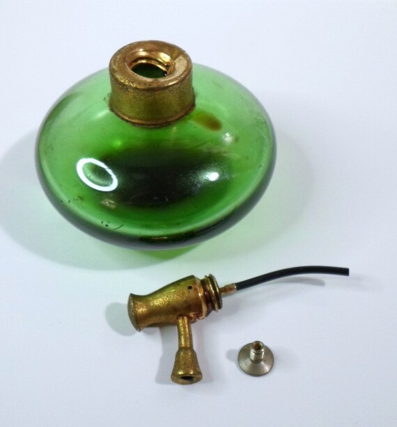 Vintage DEVILBISS PERFUME BOTTLE - Atomizer Bottl… - image 9