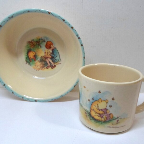 Vintage Winnie the POOH Childs CUP & Cereal BOWL Melamine by Selandia 2 Pc Set