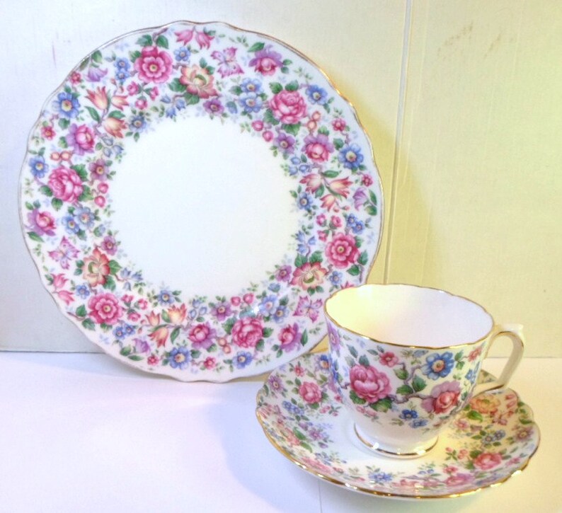SPRINGTIME CHINTZ TRIO Tea Cup Saucer Plate Crown Staffordshire Englis Bone China