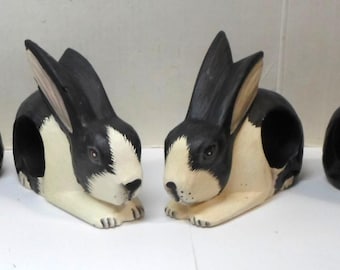 4 Vintage RABBIT NAPKIN RINGS Carved & Hand Painted Wood Black White Dutch Bunnies