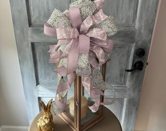 Spring bow for Lantern Topper, Lavender Bow for Easter Basket, Bow for Wreath or Swag, Mailbox Bow, Easter Lantern Topper, Lantern Bow