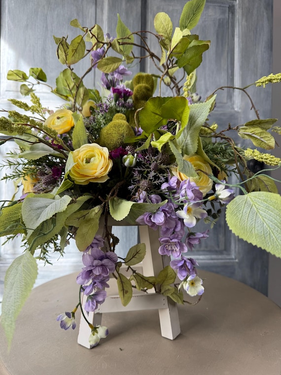 Easter Bunny Floral Centerpiece: Stunning Ideas to Brighten Your Table