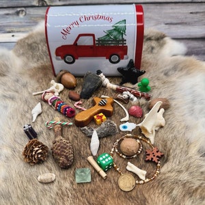 Osteomancy Set ~ Bone Throwing Set ~ Christmas Mailbox Tin