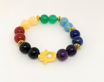7 chakras bracelet, Gold Hamsa charm, Chakra healing beads, Pearl charm, Rainbow bracelet, Stackable Mala bracelet, Spiritual gift for her