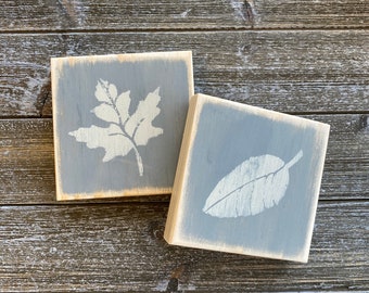 Fall Leaf Decoration - Mini Wood Sign with Gray and Beige Leaf