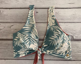 Dusty Blue Hawaiin print reversible tie   knot front  bikini top sizes xs thru xl