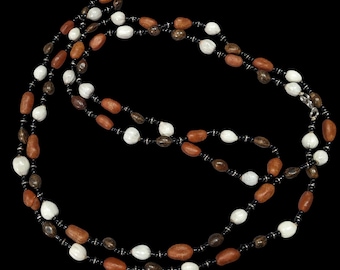 Vintage Hippie Bohemian Seed And Glass Beaded Necklace