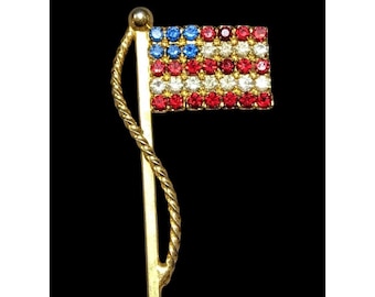 Vintage Rhinestone USA American Flag Brooch