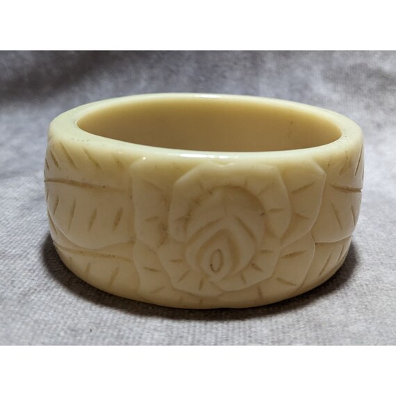 Vintage Cream Rose Carved Bangle Bracelet - image 10