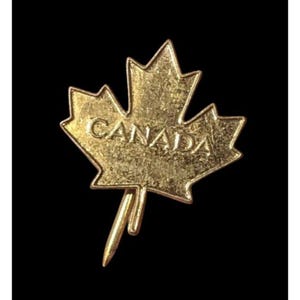 Vintage Canadian Souvenir Gold Tone Lapel PIn