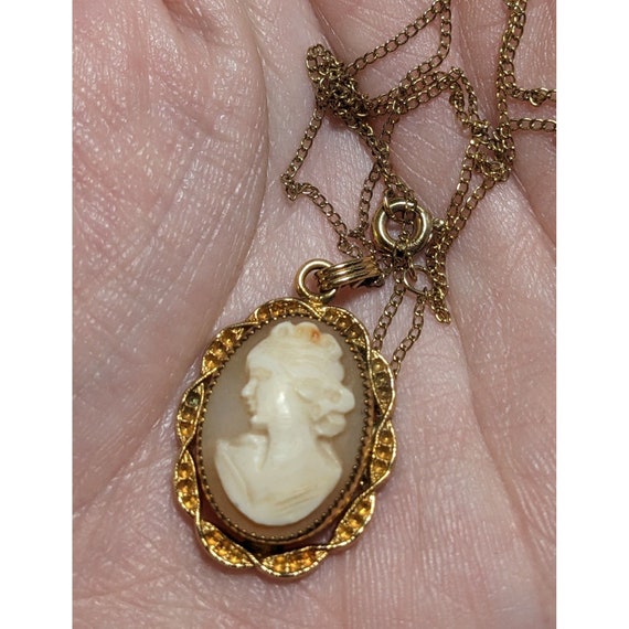 Vintage Gold Filled Cameo Necklace - image 1