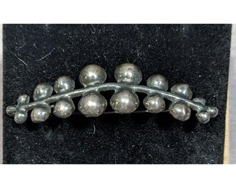 ヴィンテージシルバートーンのバブルリーフの葉のブローチ - Etsy 日本